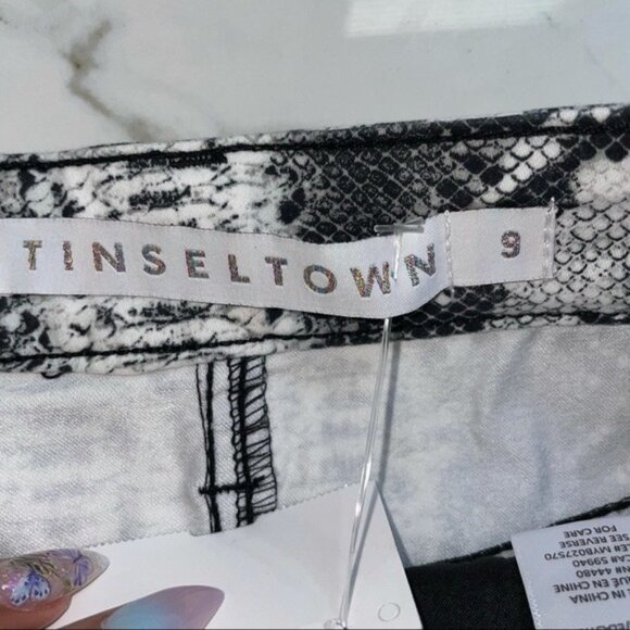 Tinseltown Snakeprint mini skirt - Picture 3 of 3